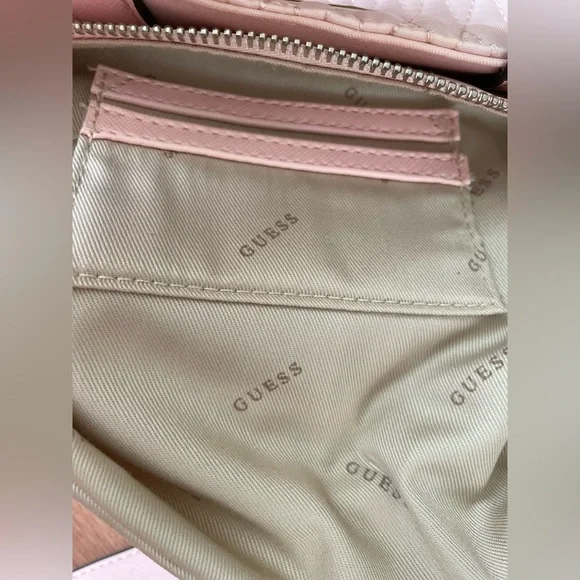 GUESS - NWOT- Mini nylon tote w/ crossbody strap, light pink - Picture 5 of 9
